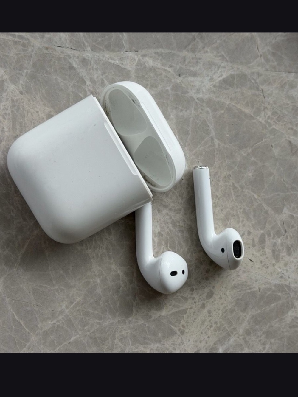 2 Airpods pro